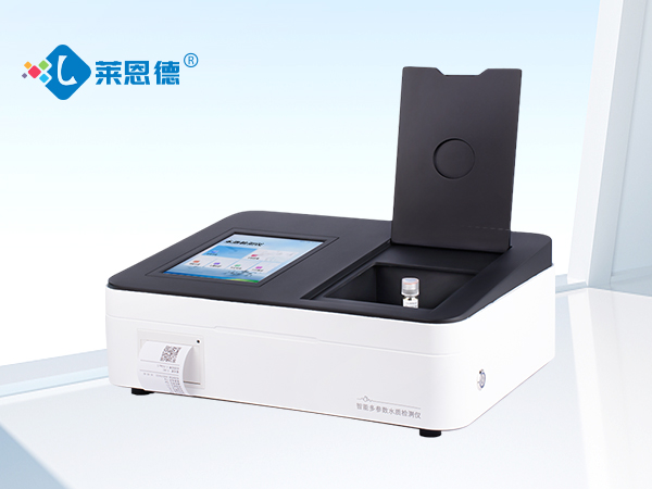 水質(zhì)重金屬檢測(cè)儀應(yīng)用在自來(lái)水廠、污水處理，確保飲用水和排放水達(dá)標(biāo)